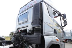 解放鹰驰 11.1L柴油 490马力 6X4 一汽解放12档 牵引车