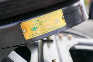 ���ӥ�� 11.1L���� 490���� 6X4 һ�����12�� ǣ����ͼƬ