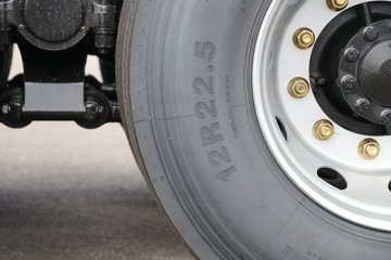 ���ӥ�� 11.1L���� 490���� 6X4 һ�����12�� ǣ����ͼƬ