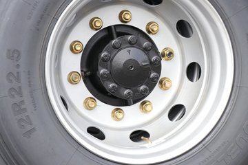 ���ӥ�� 11.1L���� 490���� 6X4 һ�����12�� ǣ����ͼƬ