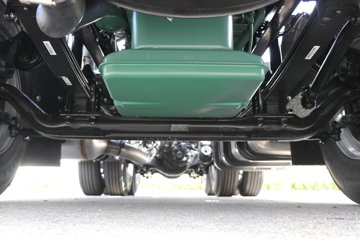 ���ӥ�� 11.1L���� 490���� 6X4 һ�����12�� ǣ����ͼƬ