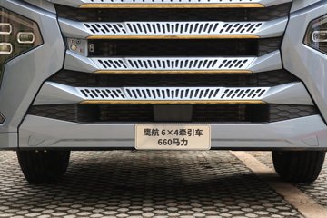 ���ӥ�� ����� 15.6L LNG 660���� 6X4 һ�����12�� AMT�Զ��� ǣ����ͼƬ