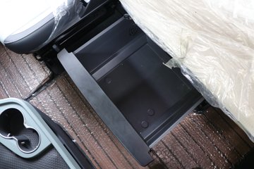 ���ӥ�� ����� 15.6L LNG 660���� 6X4 һ�����12�� AMT�Զ��� ǣ����ͼƬ