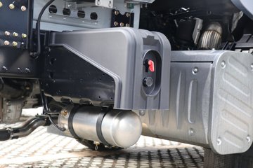 ���ӥ�� ����� 15.6L LNG 660���� 6X4 һ�����12�� AMT�Զ��� ǣ����ͼƬ