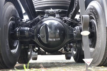 ���ӥ�� ����� 15.6L LNG 660���� 6X4 һ�����12�� AMT�Զ��� ǣ����ͼƬ