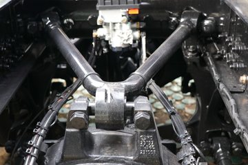 ���ӥ�� ����� 15.6L LNG 660���� 6X4 һ�����12�� AMT�Զ��� ǣ����ͼƬ