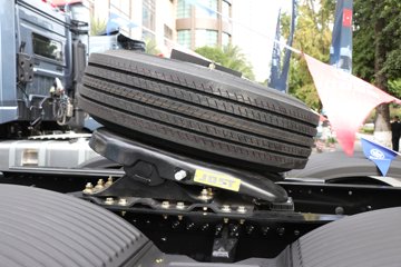 ���ӥ�� ����� 15.6L LNG 660���� 6X4 һ�����12�� AMT�Զ��� ǣ����ͼƬ