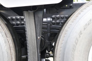 ���ӥ�� ����� 15.6L LNG 660���� 6X4 һ�����12�� AMT�Զ��� ǣ����ͼƬ