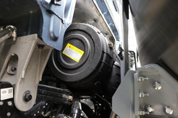 ���ӥ�� ����� 15.6L LNG 660���� 6X4 һ�����12�� AMT�Զ��� ǣ����ͼƬ