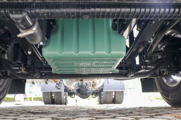 ���ӥ�� ����� 15.6L LNG 660���� 6X4 һ�����12�� AMT�Զ��� ǣ����ͼƬ