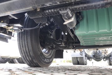 ���ӥ�� ����� 15.6L LNG 660���� 6X4 һ�����12�� AMT�Զ��� ǣ����ͼƬ