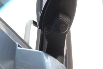 �ൺ��� ӥ�� ����� 13.2L���� 640���� 6X4 һ�����12�� AMT�Զ��� ǣ����ͼƬ