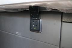 青岛解放 鹰航 智尊版 13.2L柴油 640马力 6X4 一汽解放12档 AMT自动档 牵引车