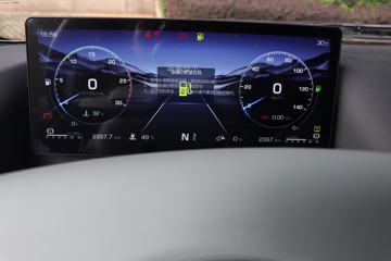 �ൺ��� ӥ�� ����� 13.2L���� 640���� 6X4 һ�����12�� AMT�Զ��� ǣ����ͼƬ