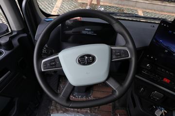 �ൺ��� ӥ�� ����� 13.2L���� 640���� 6X4 һ�����12�� AMT�Զ��� ǣ����ͼƬ