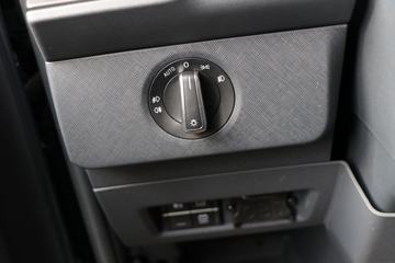 �ൺ��� ӥ�� ����� 13.2L���� 640���� 6X4 һ�����12�� AMT�Զ��� ǣ����ͼƬ