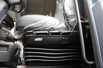 �ൺ��� ӥ�� ����� 13.2L���� 640���� 6X4 һ�����12�� AMT�Զ��� ǣ����ͼƬ