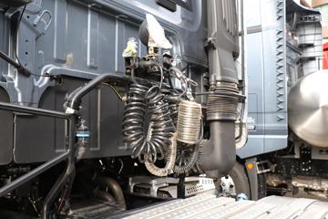 �ൺ��� ӥ�� ����� 13.2L���� 640���� 6X4 һ�����12�� AMT�Զ��� ǣ����ͼƬ