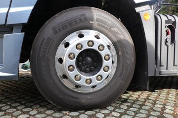 �ൺ��� ӥ�� ����� 13.2L���� 640���� 6X4 һ�����12�� AMT�Զ��� ǣ����ͼƬ