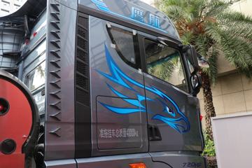 �ൺ��� ӥ�� ������ 15.7L LNG 720���� 6X4 ��ʿ��16�� AMT�Զ��� ǣ����ͼƬ