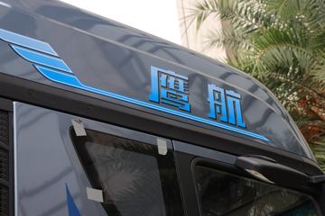 �ൺ��� ӥ�� ������ 15.7L LNG 720���� 6X4 ��ʿ��16�� AMT�Զ��� ǣ����ͼƬ