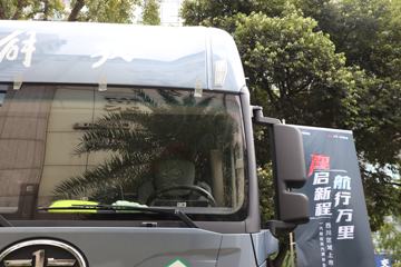 �ൺ��� ӥ�� ������ 15.7L LNG 720���� 6X4 ��ʿ��16�� AMT�Զ��� ǣ����ͼƬ