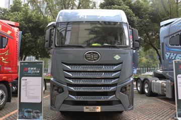 �ൺ��� ӥ�� ������ 15.7L LNG 720���� 6X4 ��ʿ��16�� AMT�Զ��� ǣ����ͼƬ