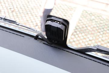 �ൺ��� ӥ�� ������ 15.7L LNG 720���� 6X4 ��ʿ��16�� AMT�Զ��� ǣ����ͼƬ