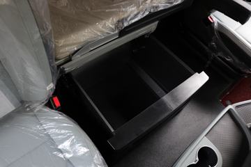 �ൺ��� ӥ�� ������ 15.7L LNG 720���� 6X4 ��ʿ��16�� AMT�Զ��� ǣ����ͼƬ