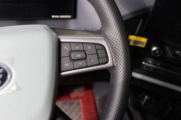 �ൺ��� ӥ�� ������ 15.7L LNG 720���� 6X4 ��ʿ��16�� AMT�Զ��� ǣ����ͼƬ