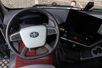 �ൺ��� ӥ�� ������ 15.7L LNG 720���� 6X4 ��ʿ��16�� AMT�Զ��� ǣ����ͼƬ