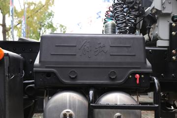 �ൺ��� ӥ�� ������ 15.7L LNG 720���� 6X4 ��ʿ��16�� AMT�Զ��� ǣ����ͼƬ