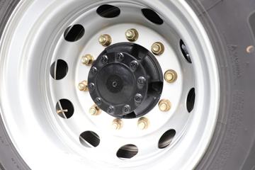 �ൺ��� ӥ�� ������ 15.7L LNG 720���� 6X4 ��ʿ��16�� AMT�Զ��� ǣ����ͼƬ