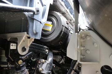 �ൺ��� ӥ�� ������ 15.7L LNG 720���� 6X4 ��ʿ��16�� AMT�Զ��� ǣ����ͼƬ