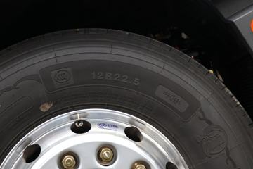 �ൺ��� ӥ�� ������ 15.7L LNG 720���� 6X4 ��ʿ��16�� AMT�Զ��� ǣ����ͼƬ