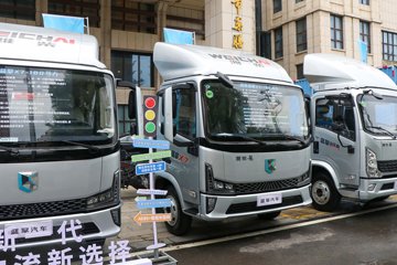 ���桤��X7 2.5L���� 180���� ��ʿ��10�� ���� 3600��� 4.18�׵��Ų�դʽ�ῨͼƬ