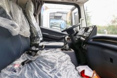 蓝擎·龙X7 2.5L柴油 180马力 法士特10档 宽体 3600轴距 4.18米单排仓栅式轻卡