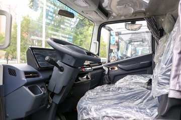 ���桤��X7 2.5L���� 180���� ��ʿ��10�� ���� 3600��� 4.18�׵��Ų�դʽ�ῨͼƬ