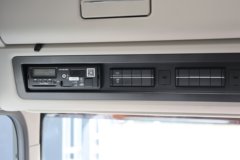 解放鹰驰 6X4 换电式纯电动牵引车 宁德时代400.61kWh