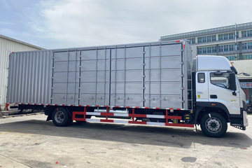 ����ŷ��Rϵ 7L���� 330���� 4X2 ��ʿ��8�� �߶� 9.78���Ű���ʽ�ػ���ͼƬ