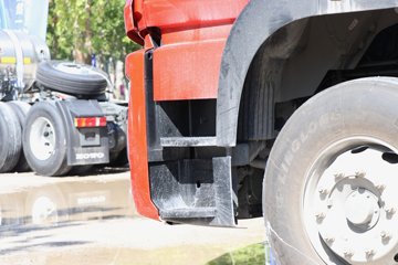 ����HOWO TX7-N ����� 12.5L LNG 480���� 6X4 �й�����12�� ǣ����ͼƬ