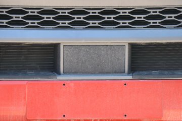 ����HOWO TX7-N ����� 12.5L LNG 480���� 6X4 �й�����12�� ǣ����ͼƬ