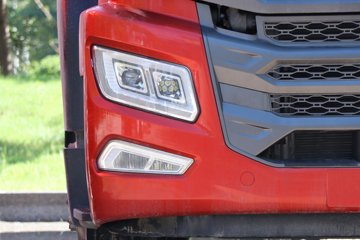 ����HOWO TX7-N ����� 12.5L LNG 480���� 6X4 �й�����12�� ǣ����ͼƬ