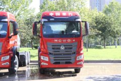 重汽HOWO TX7-N 沃尊版 12.5L LNG 480马力 6X4 中国重汽12档 牵引车