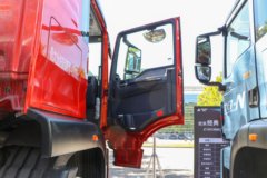 重汽HOWO TX7-N 沃尊版 12.5L LNG 480马力 6X4 中国重汽12档 牵引车