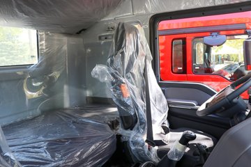 ����HOWO TX7-N ����� 12.5L LNG 480���� 6X4 �й�����12�� ǣ����ͼƬ