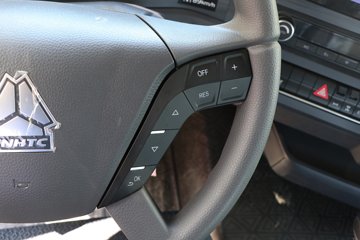 ����HOWO TX7-N ����� 12.5L LNG 480���� 6X4 �й�����12�� ǣ����ͼƬ