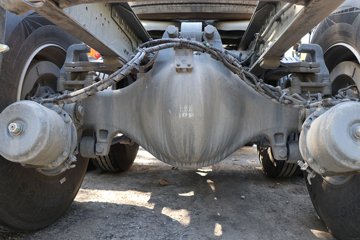 ����HOWO TX7-N ����� 12.5L LNG 480���� 6X4 �й�����12�� ǣ����ͼƬ