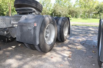 ����HOWO TX7-N ����� 12.5L LNG 480���� 6X4 �й�����12�� ǣ����ͼƬ