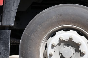 ����HOWO TX7-N ����� 12.5L LNG 480���� 6X4 �й�����12�� ǣ����ͼƬ